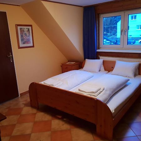 היינבורג אן דר דונאו Pirates Hotel מראה חיצוני תמונה